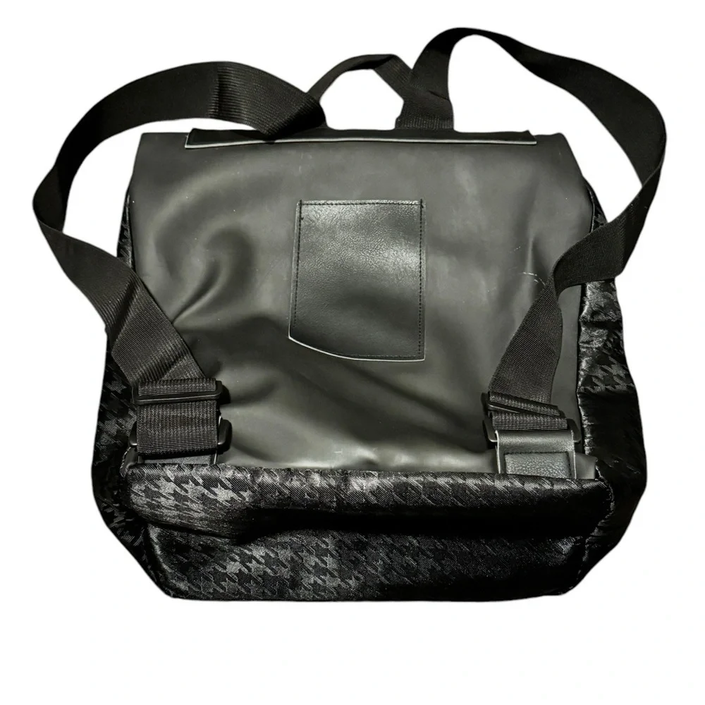 Tanger Black Houndstooth Collapsible Roomy Backpack Adjustable Straps